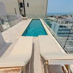 Trendy Loft In Old City - Rooftop Pool