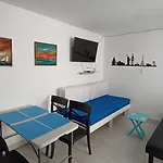 Aparta-Suites En Cartagena Junto A La Playa