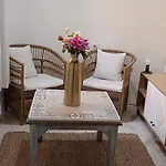 Great Location ! 4 Bedroom Home In The Heart Of Cartagena