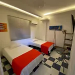 Casa Alojamiento Entero - Cerca Al Castillo San Felipe