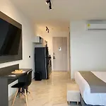 Muralla By Wynwood House