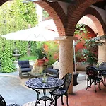 Casa De Los Reyes By Hmc