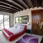Casa Del Toro