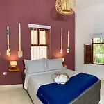 Pedregal Home