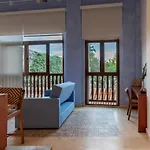 Ganem Lifestyle Suites By Huespedia