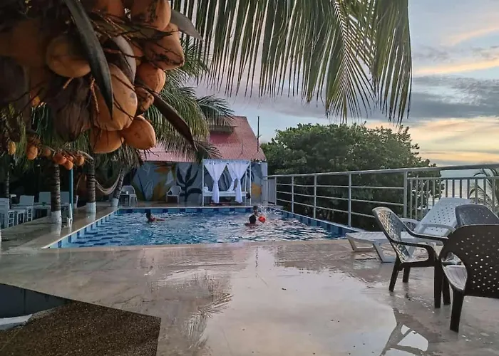 Hotel Paicos Beach