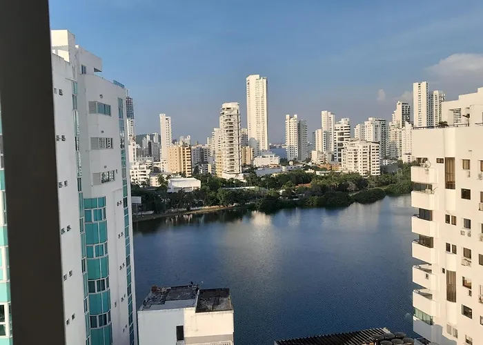 Oceanside 3-Bedroom Apartment In Fun Tourist Area