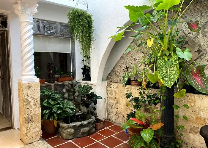 Luna Cartagena Airport Hotel