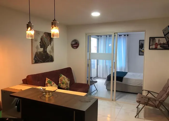 Apartamento En El Edificio Nuevo Conquistador Con Vista Al Mar