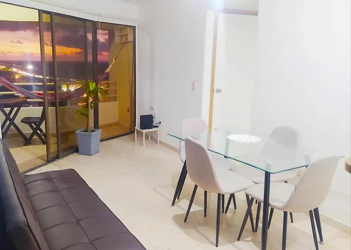 Apartamento Con Vista Al Mar Y Al Centro Historico 1107
