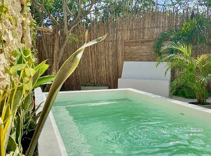 Casa De Playa Kommox Beach