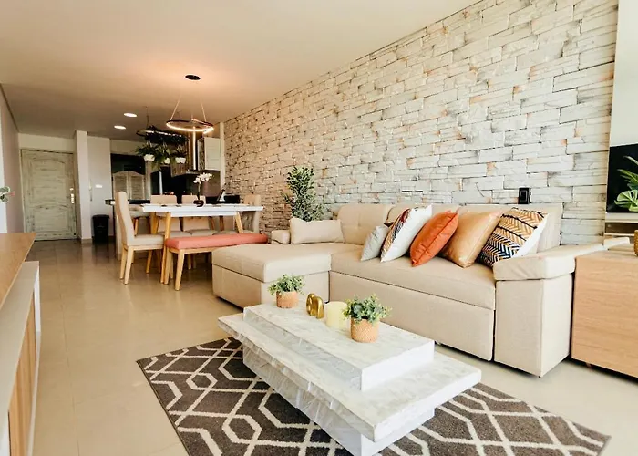 Best Ocean View Stunning Apartment