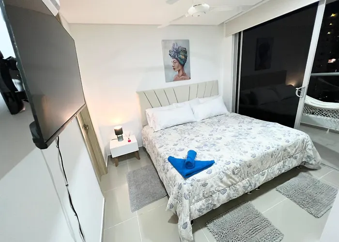 Lujoso Apartamento Frente Al Mar En Cartagena Nuevo