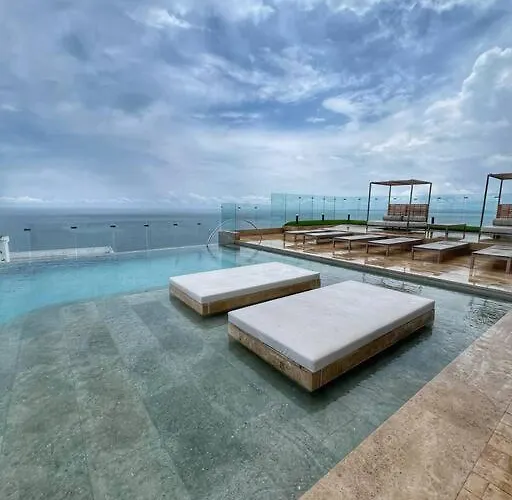 New Luxury Apartment In Cartagena