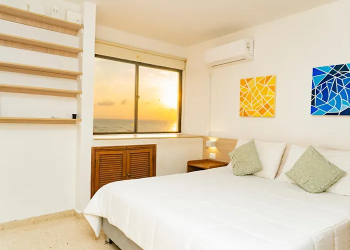 Apartamento Frente Al Mar, Vista Al Centro De Cartagena