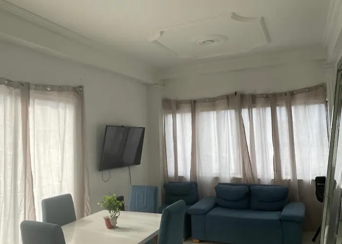 Paseo Real House