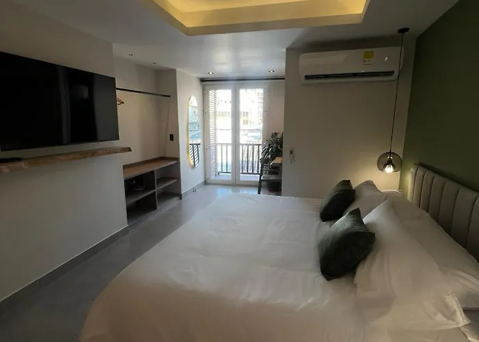 De La Cruz Studio Apartments