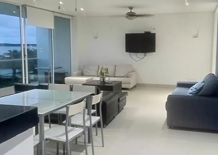 Apartamento Luxury Playa Azul Cartagena Frente Al Mar 200M