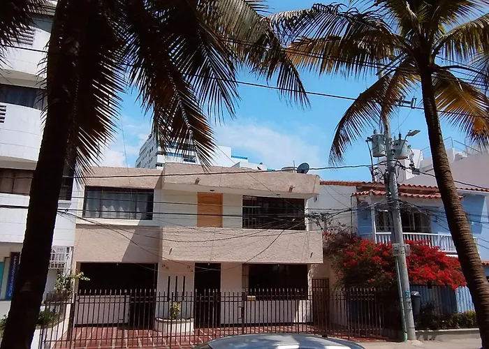 Alojamiento Familiar A Pocos Pasos De La Hermosa Bahia De Manga