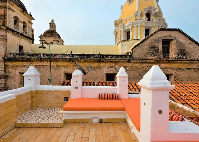 Casa San Pedro - Exclusive 3Br Colonial Apt In Centro Historico By Huespedia