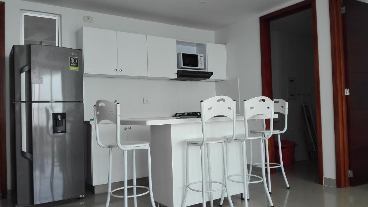 Apto Frente Al Mar Bocagrande Apartamento