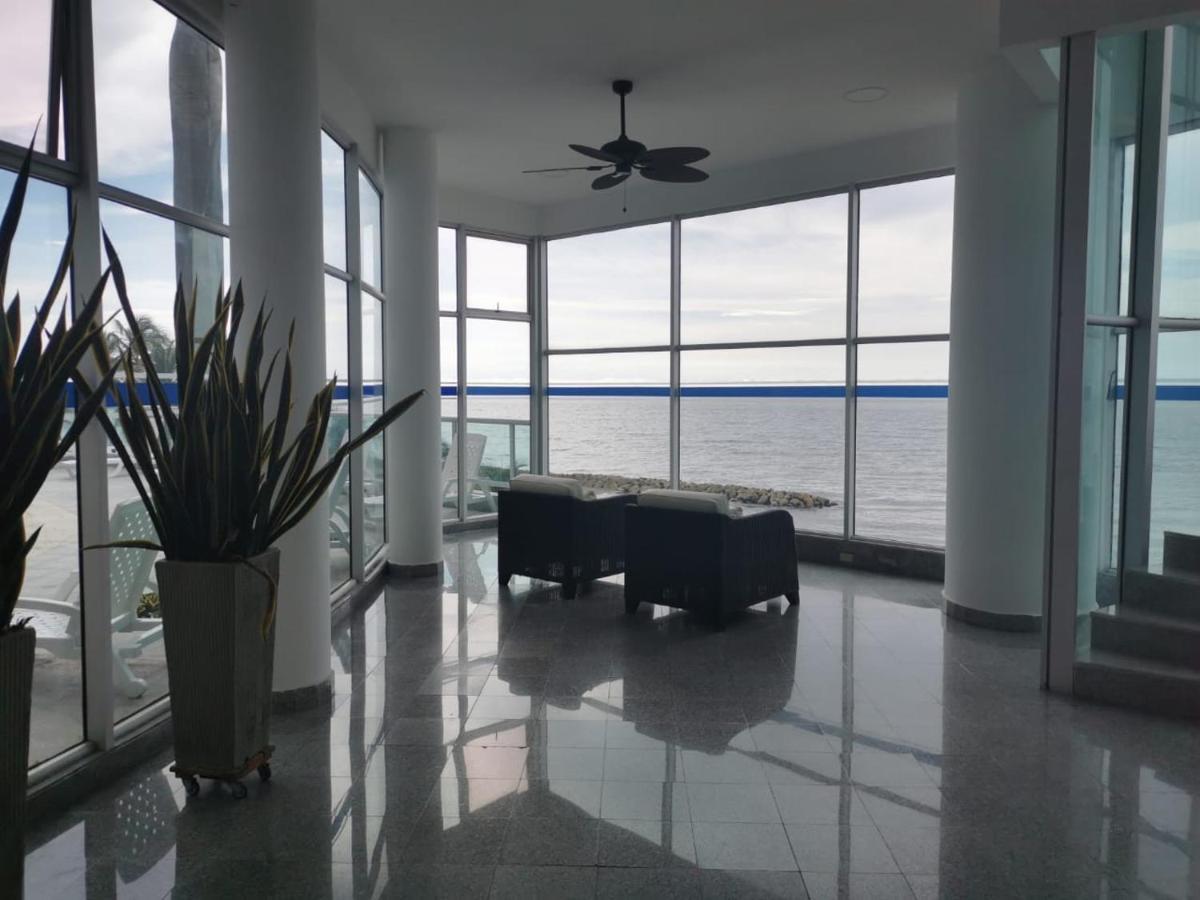 Apto Frente Al Mar Bocagrande Apartamento *