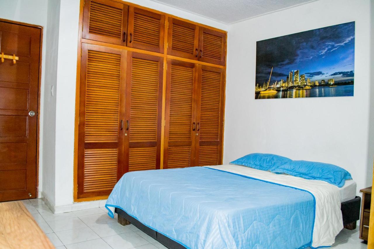 Hostal Ocean View *