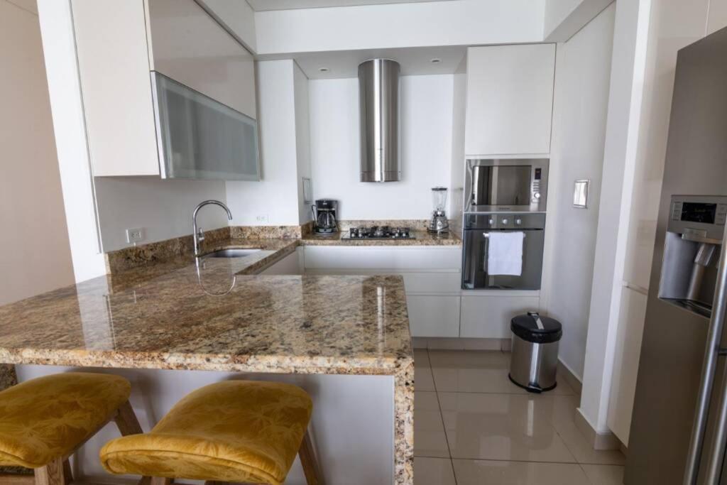 Apartamento De Lujo H2 Plaza Bocagrande * Cartagena