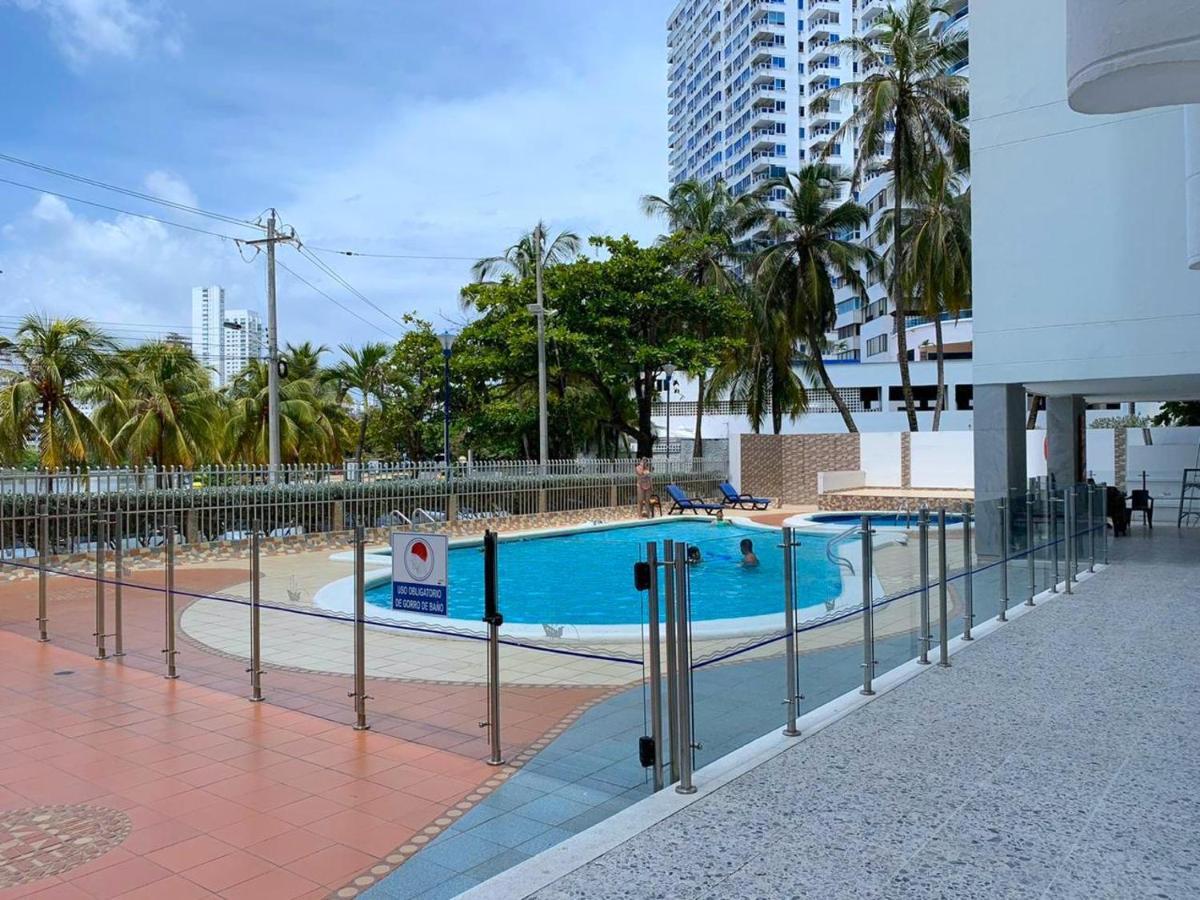 Con Hermosa Vista Y Cerca De Playas Apartamento