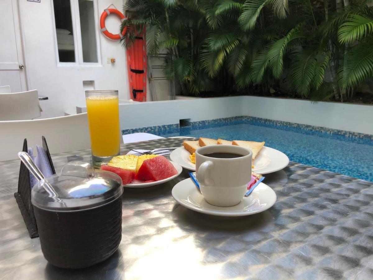 Casa Escallon Hostal *
