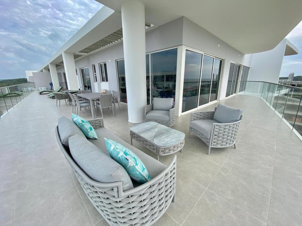 Serena Del Mar, Morros Io Apartamento *
