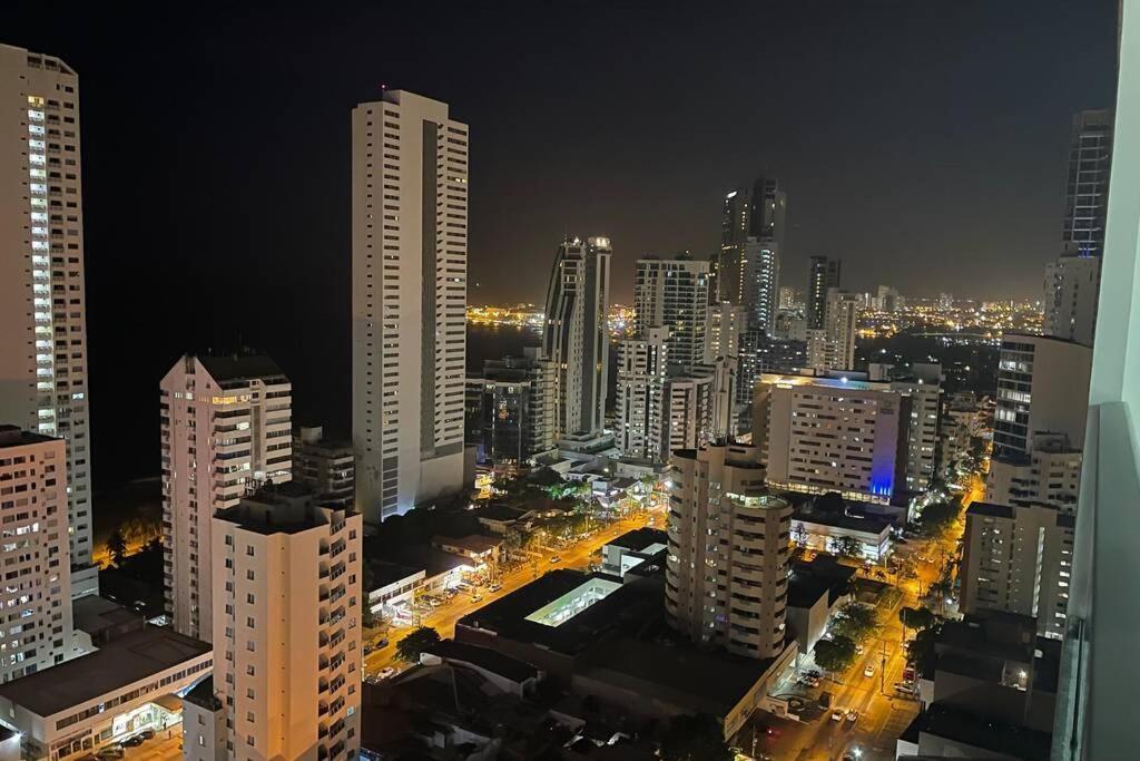 Infinitum Bocagrande-piso 26-apartamento Nuevo Apartment *