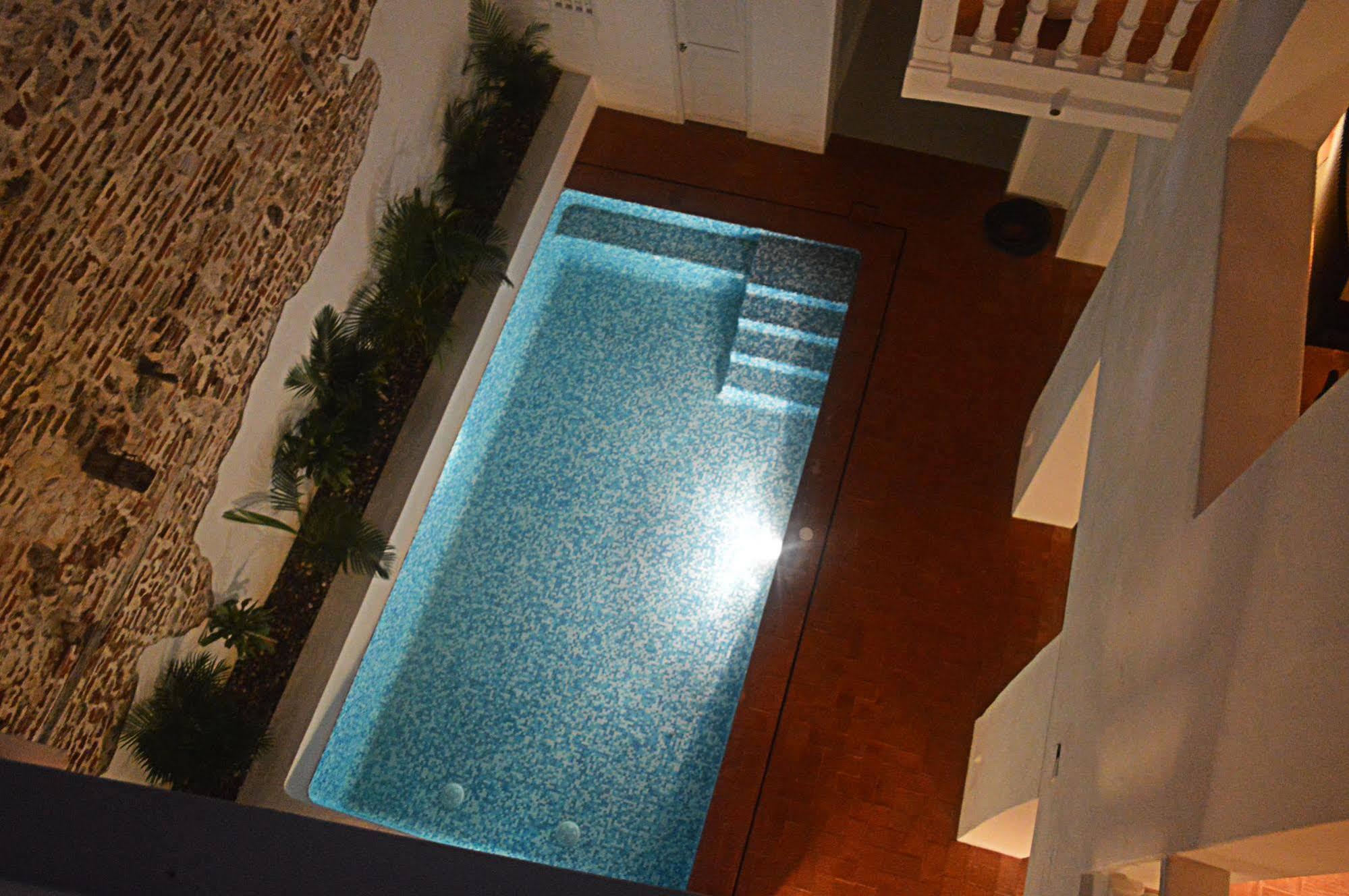 Casa Escallon Hostal *