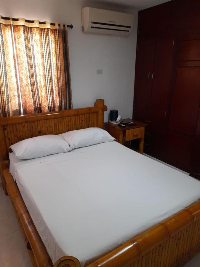 Bed and breakfast Airport 3*