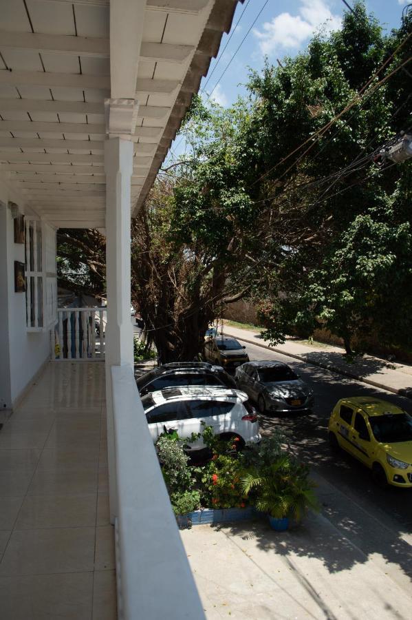 Hostal Casa Zoria *