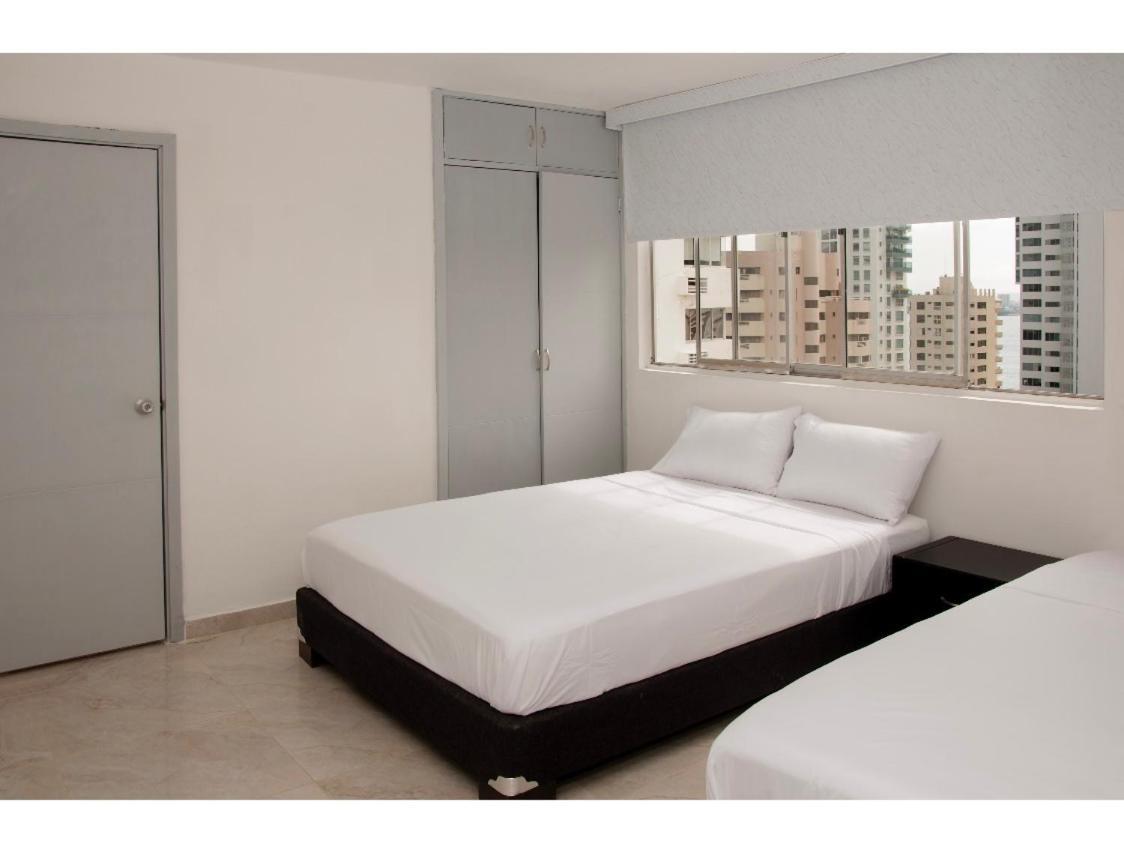 Iii 2 Bedroom Bocagrande Apartment *