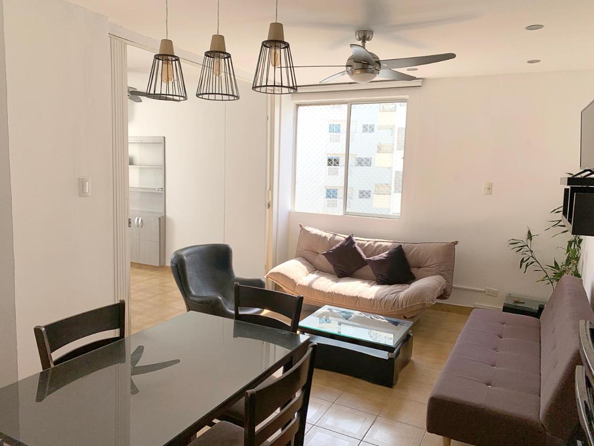 Oasis In With Washer And Close To The Beach Apartamento
