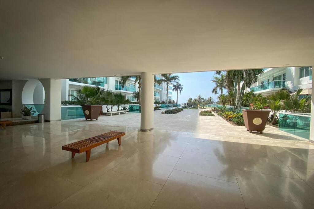 En Morros Frente A La Playa Apartamento *