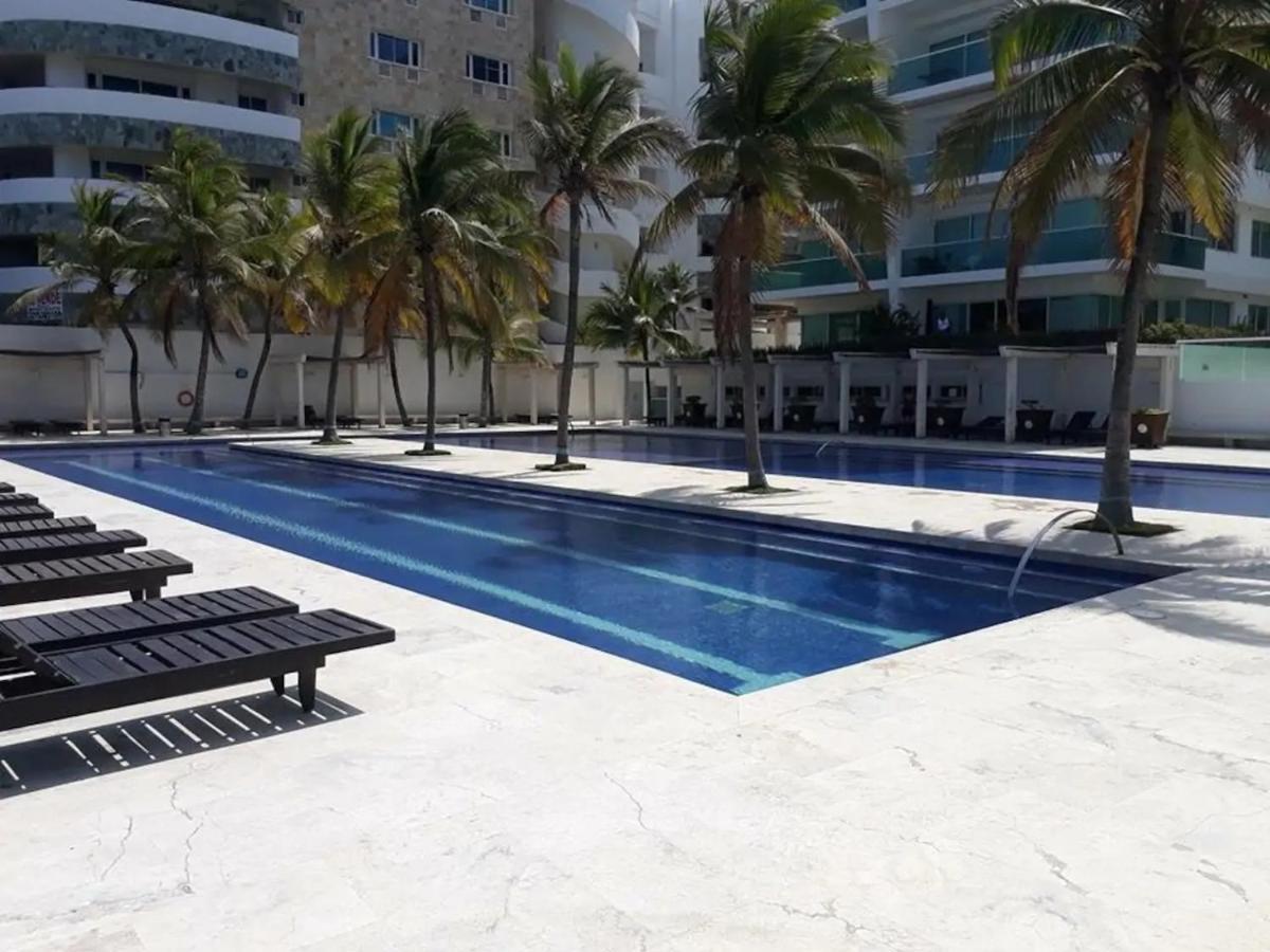 Frente A La Playa Morros 922 * Cartagena