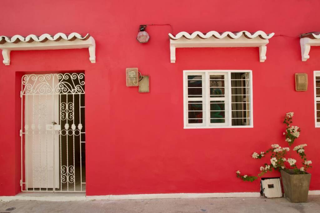 Great Location ! 4 Bedroom In The Heart Of Сasa de vacaciones *