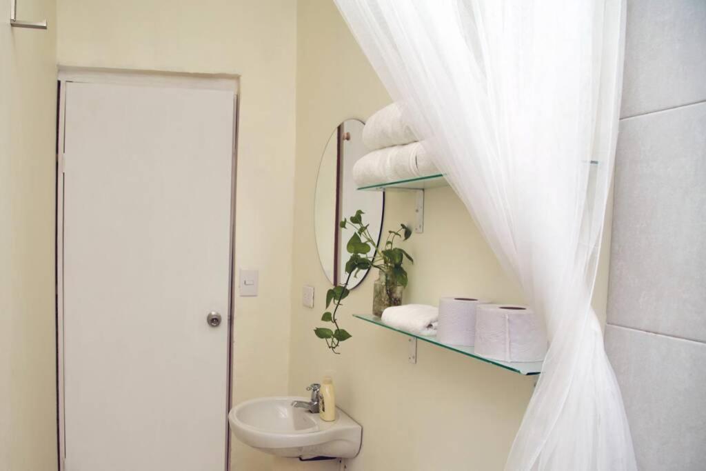 Great Location ! 4 Bedroom In The Heart Of Cartagena
