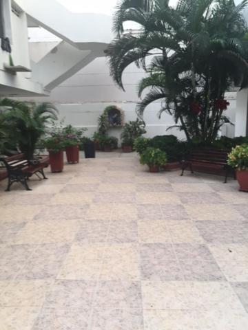 Sol, Arena, Mar, Y Piscina *