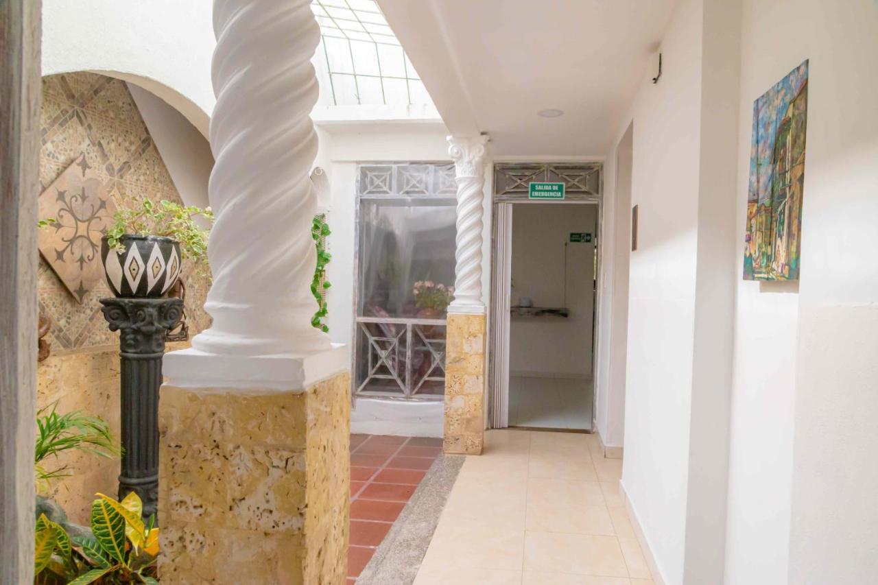 Luna Airport Hotel Cartagena