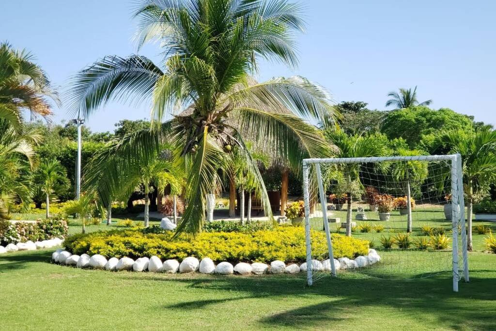 Villa Camatajua Baru House, Casa Con Playa En Isla Baru
