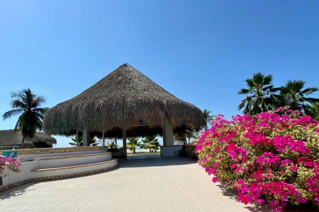 Camatajua Baru House, Casa Con Playa En Isla Baru * Cartagena