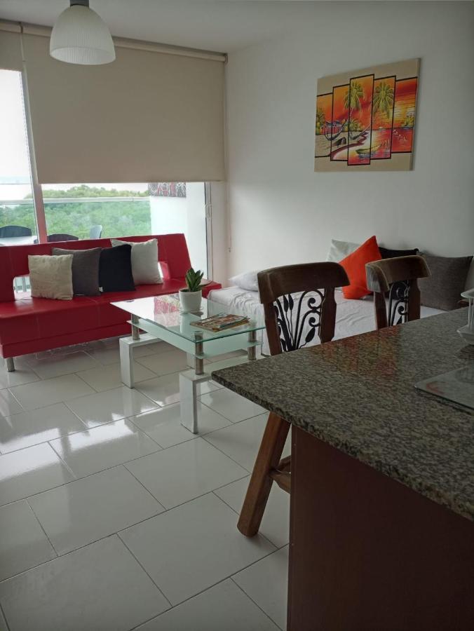 Frente A La Playa Morros 922 * Cartagena