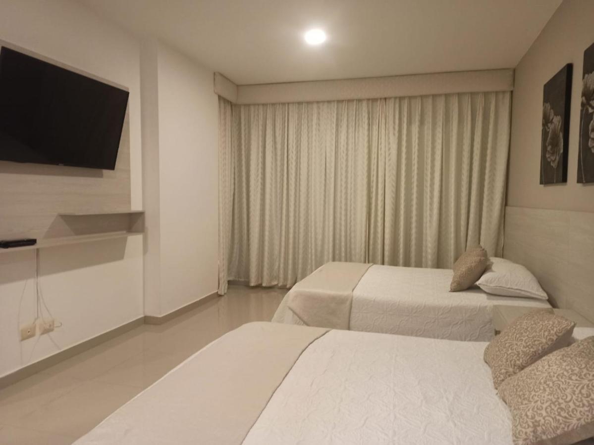 Apartamento Edificio Morros Ultra Apto 408 *