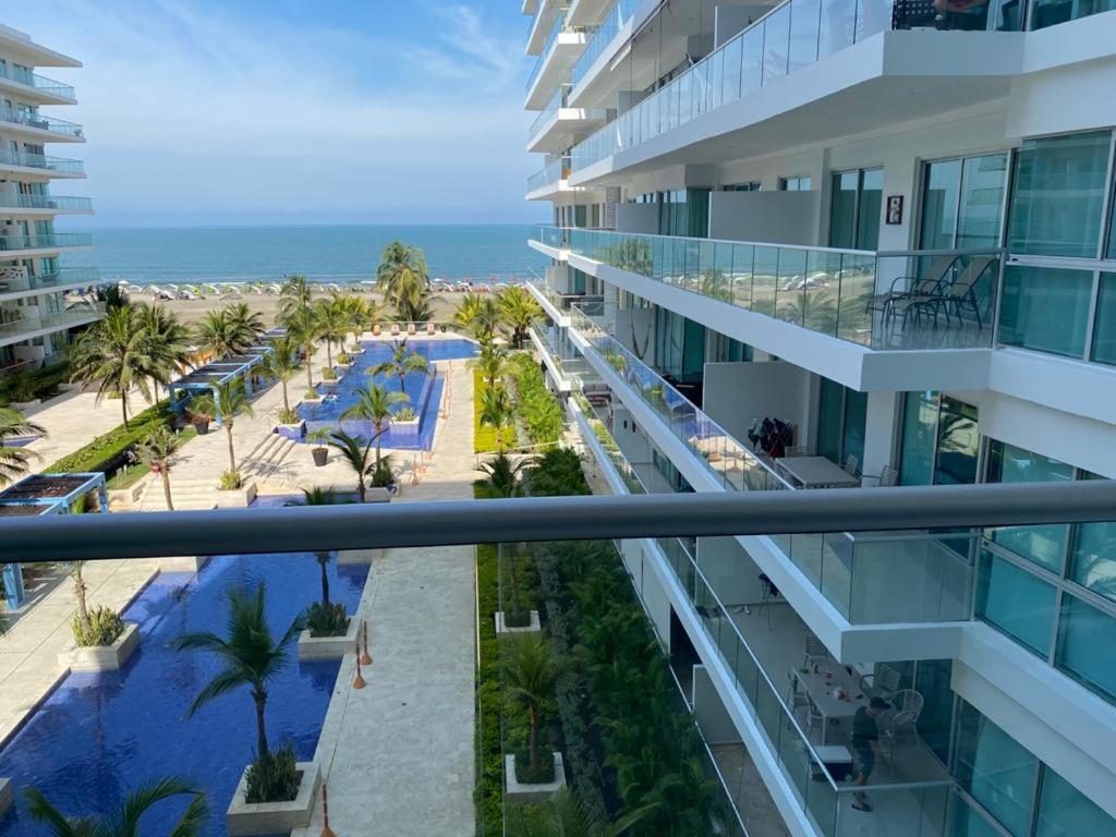 Apartamento Edificio Morros Ultra Apto 408 *