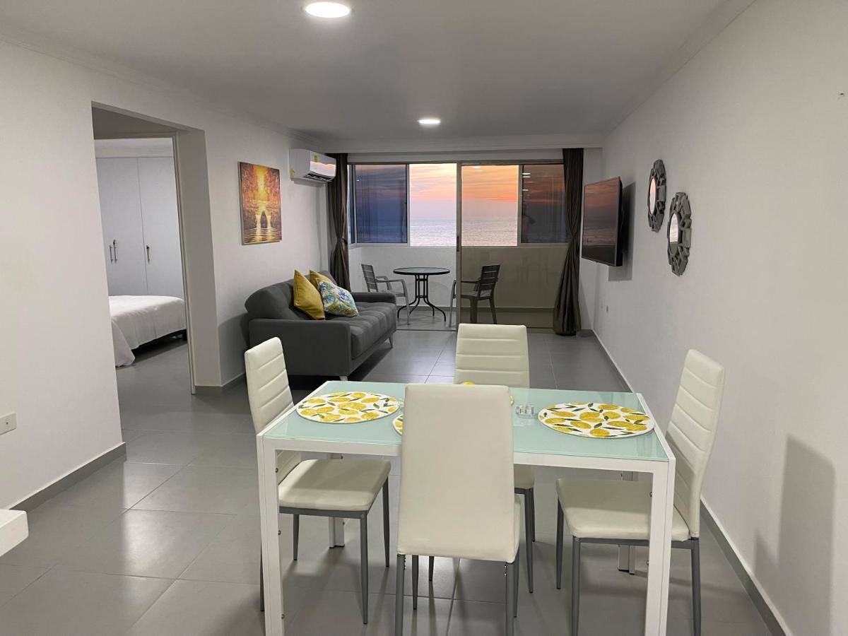 Hermoso Apartamento, Con Vista Al Mar, En De Indias, Dos Cuartos *