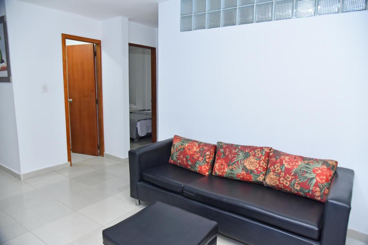 Beautiful 2 Bedroom *